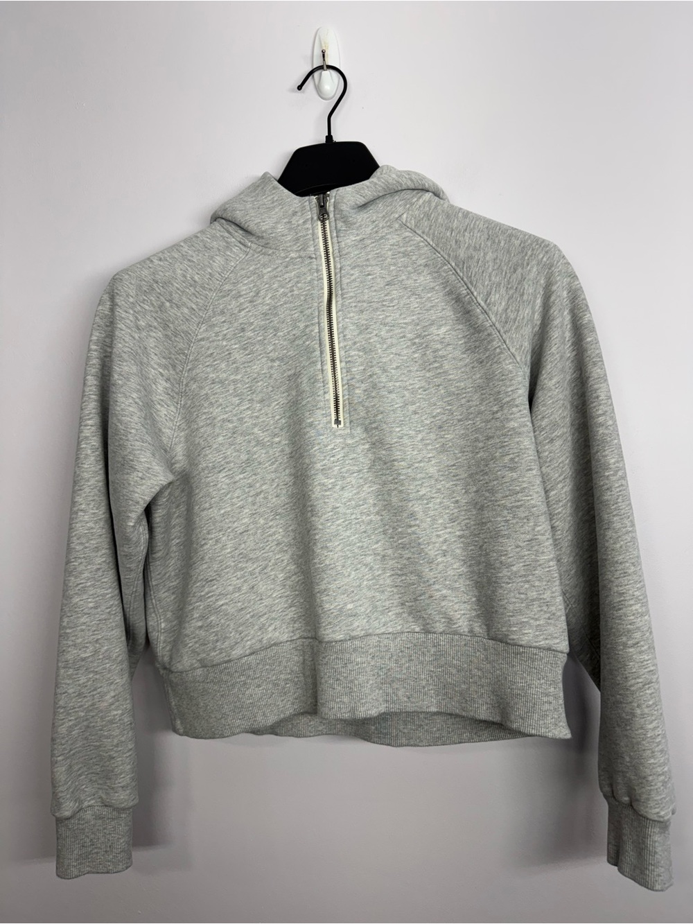135: Vuori Restore Half Zip Hoodie Light Heather Grey Size Medium